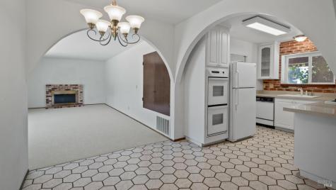 165 San Luis Way Novato CA 94945