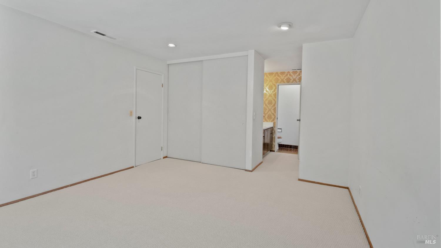 165 San Luis Way Novato CA 94945