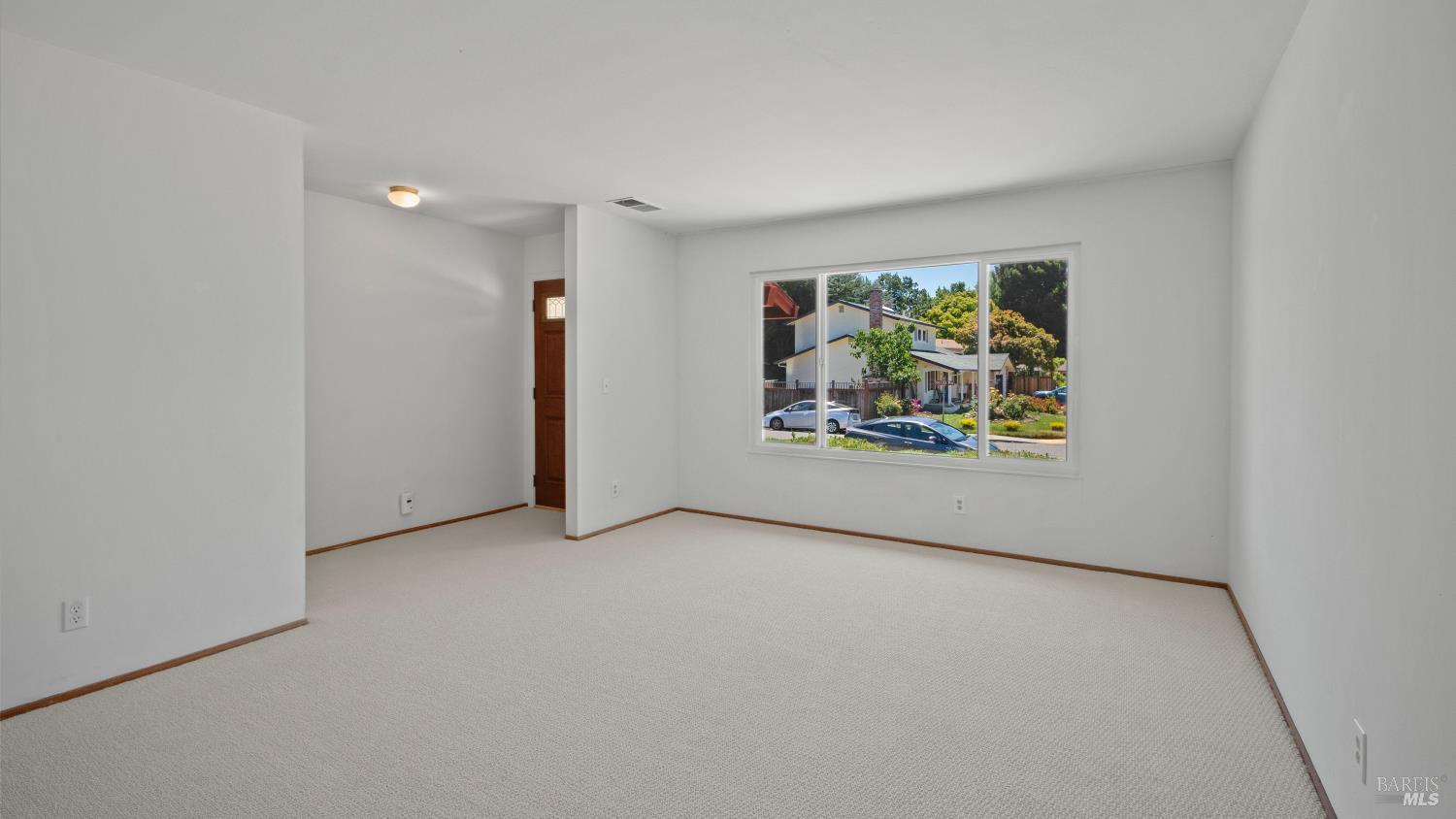 165 San Luis Way Novato CA 94945