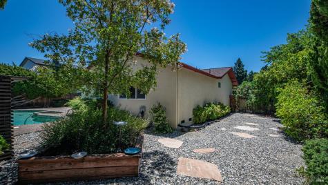 165 San Luis Way Novato CA 94945