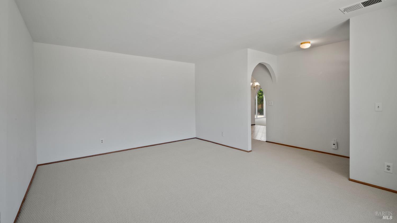 165 San Luis Way Novato CA 94945
