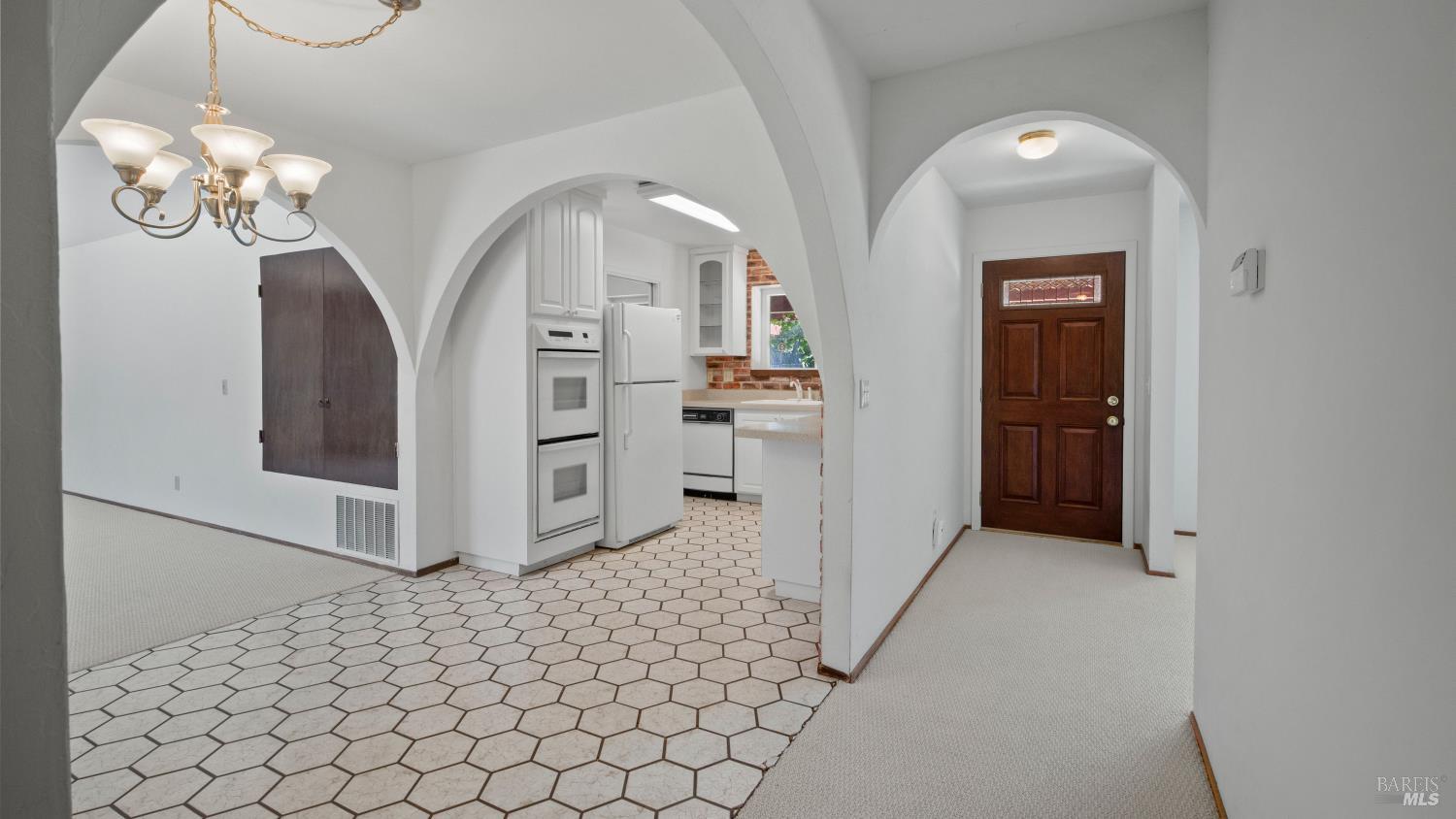 165 San Luis Way Novato CA 94945