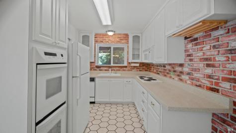 165 San Luis Way Novato CA 94945
