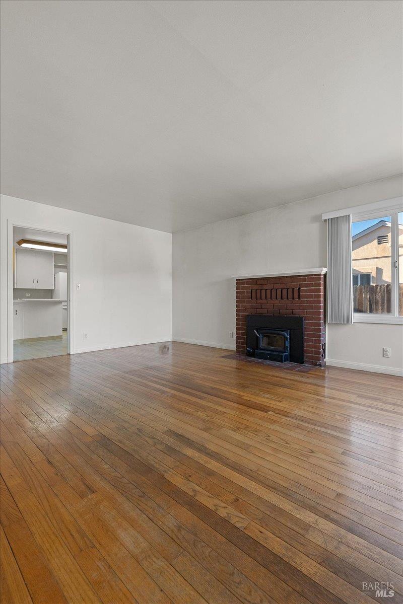 445 N Jeffeson Street Cloverdale CA 95425