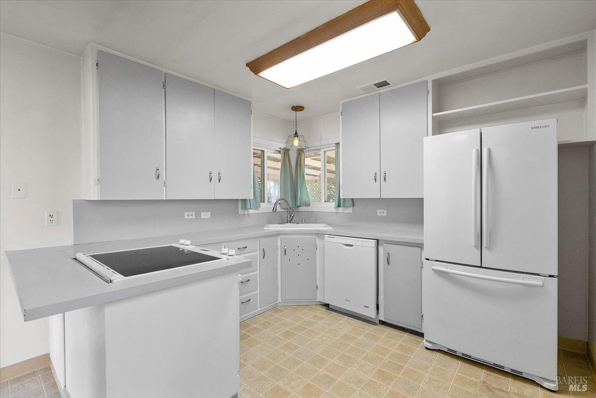 445 N Jeffeson Street Cloverdale CA 95425