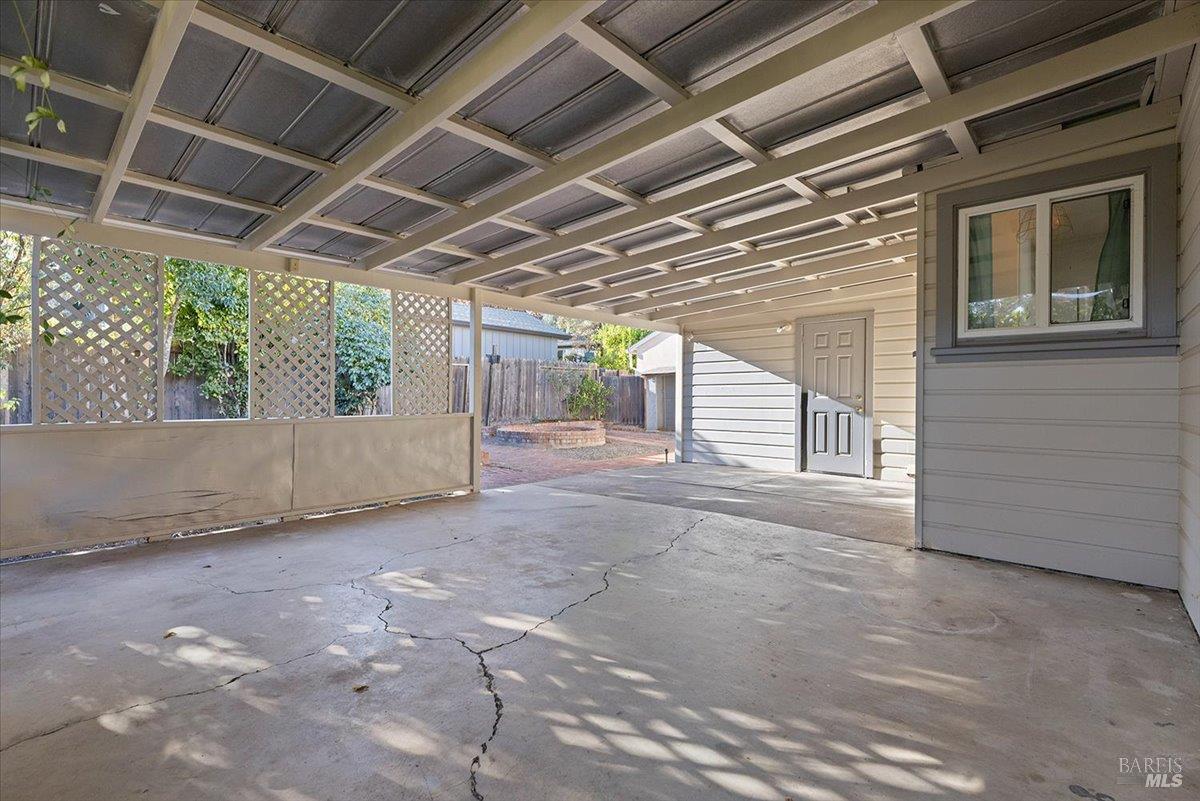 445 N Jeffeson Street Cloverdale CA 95425