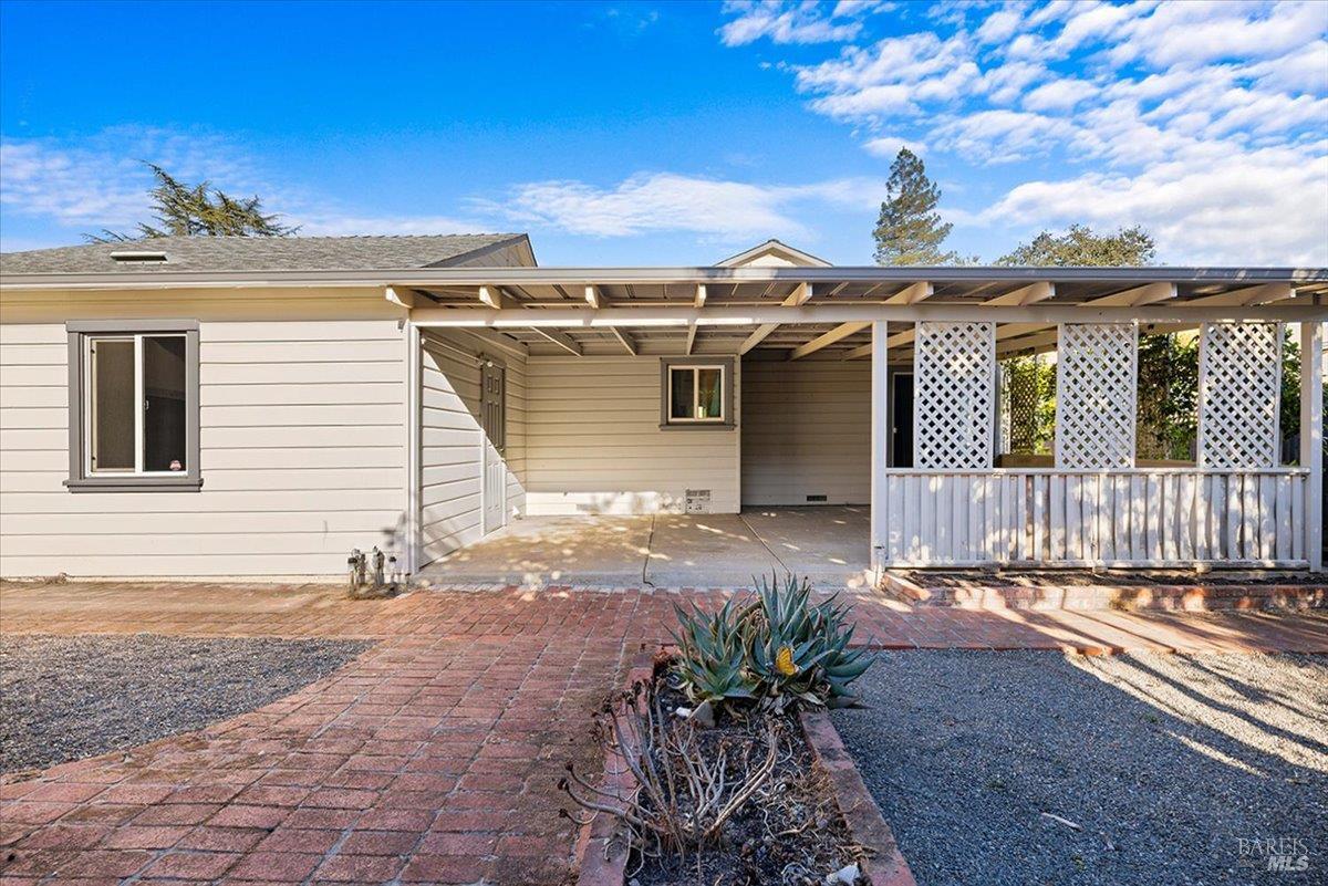 445 N Jeffeson Street Cloverdale CA 95425