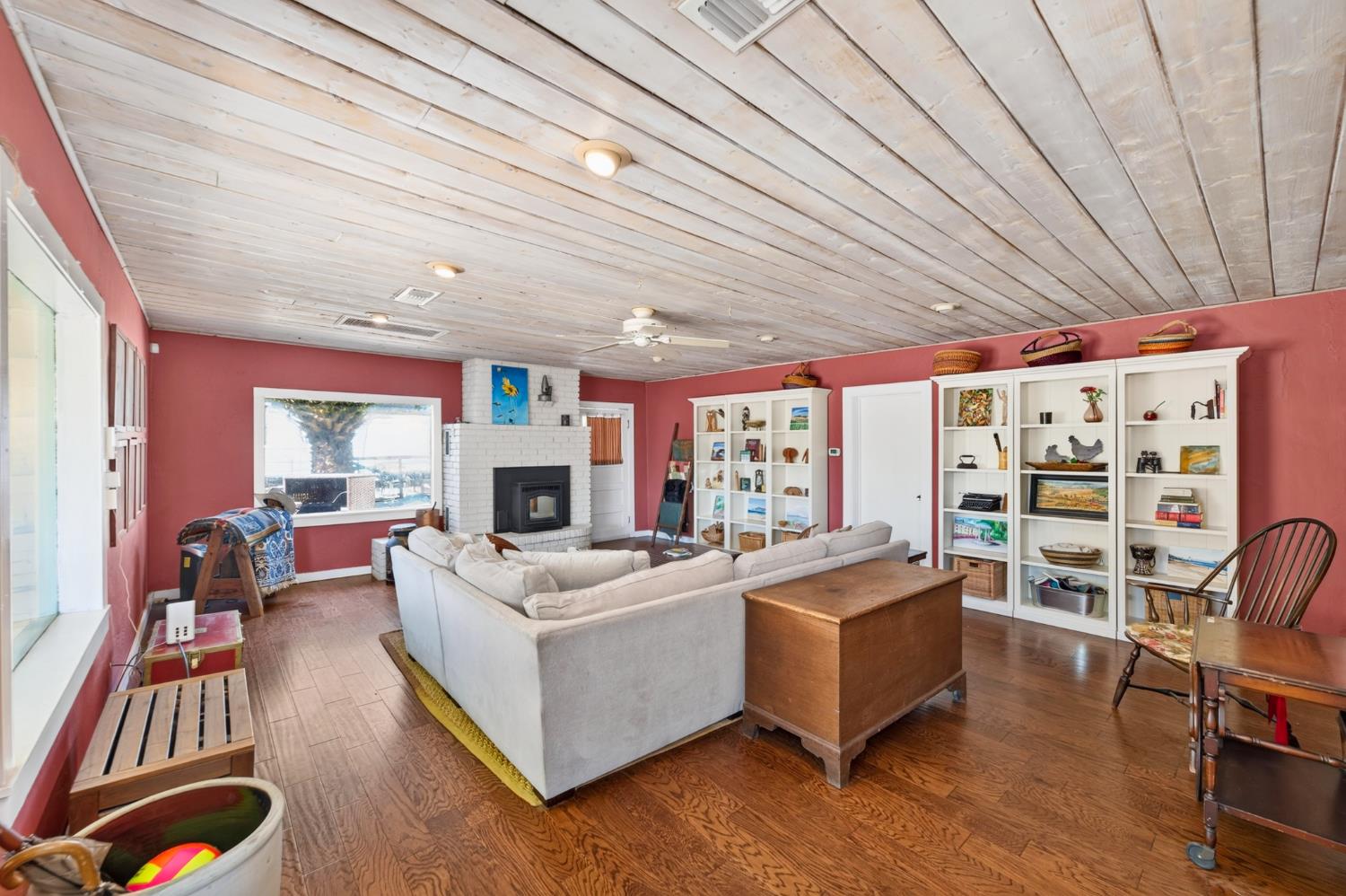 6825 W 2nd Street Rio Linda CA 95673