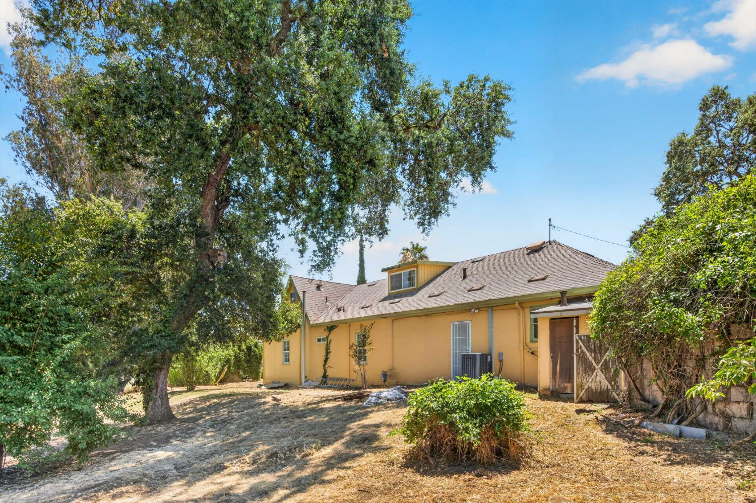 6825 W 2nd Street Rio Linda CA 95673