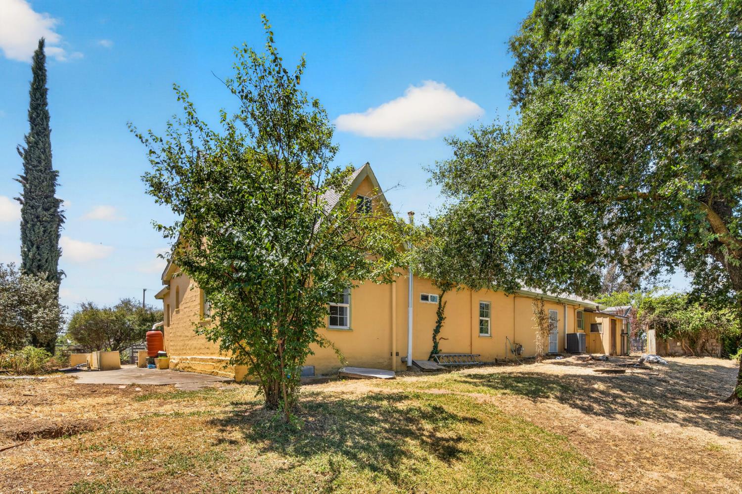 6825 W 2nd Street Rio Linda CA 95673