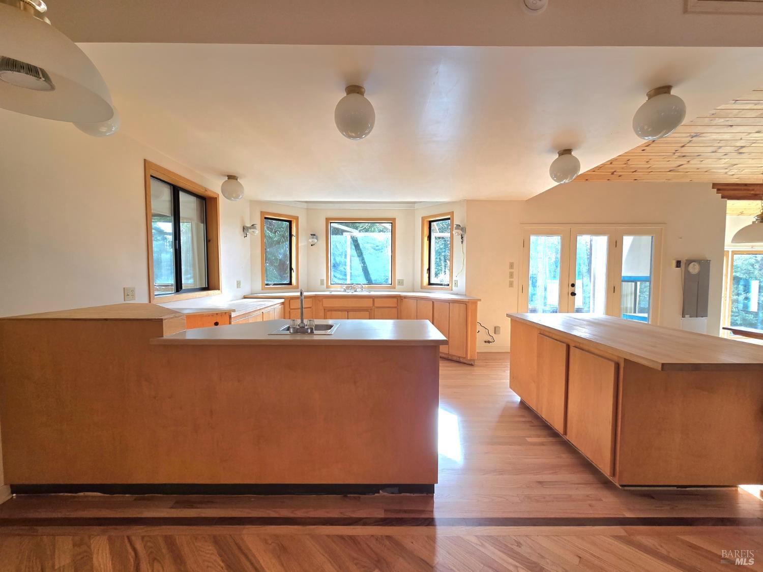 36955 Eureka Stagecoach Road Willits CA 95490