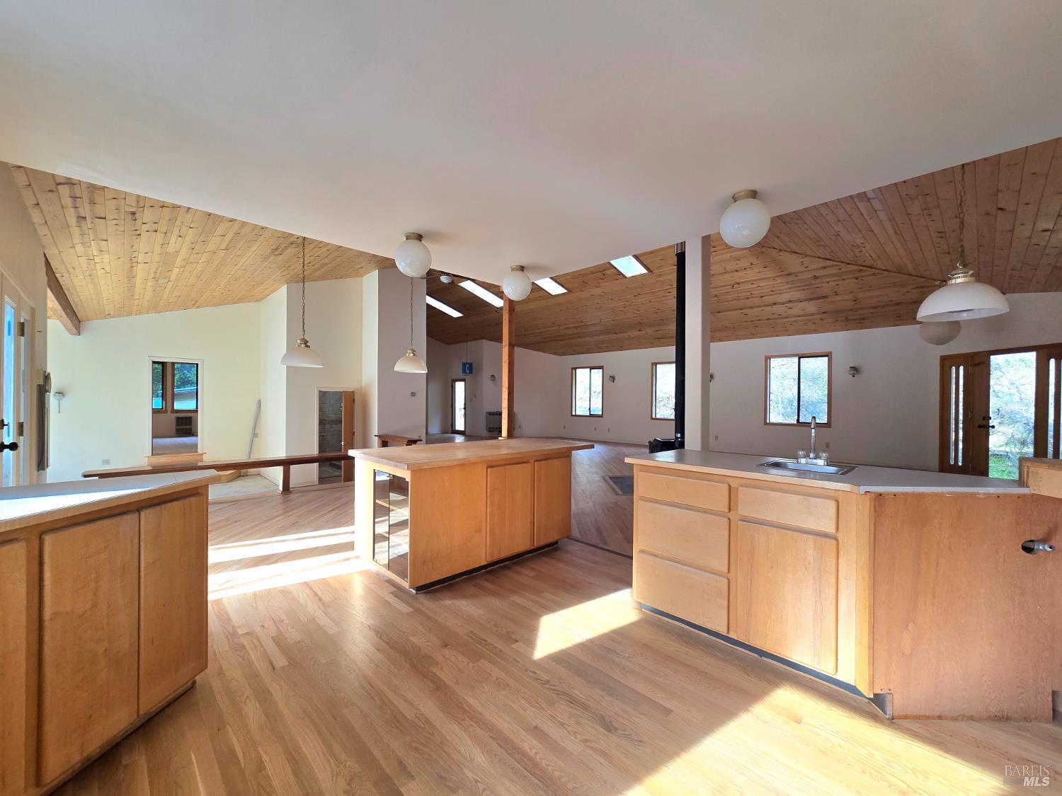 36955 Eureka Stagecoach Road Willits CA 95490