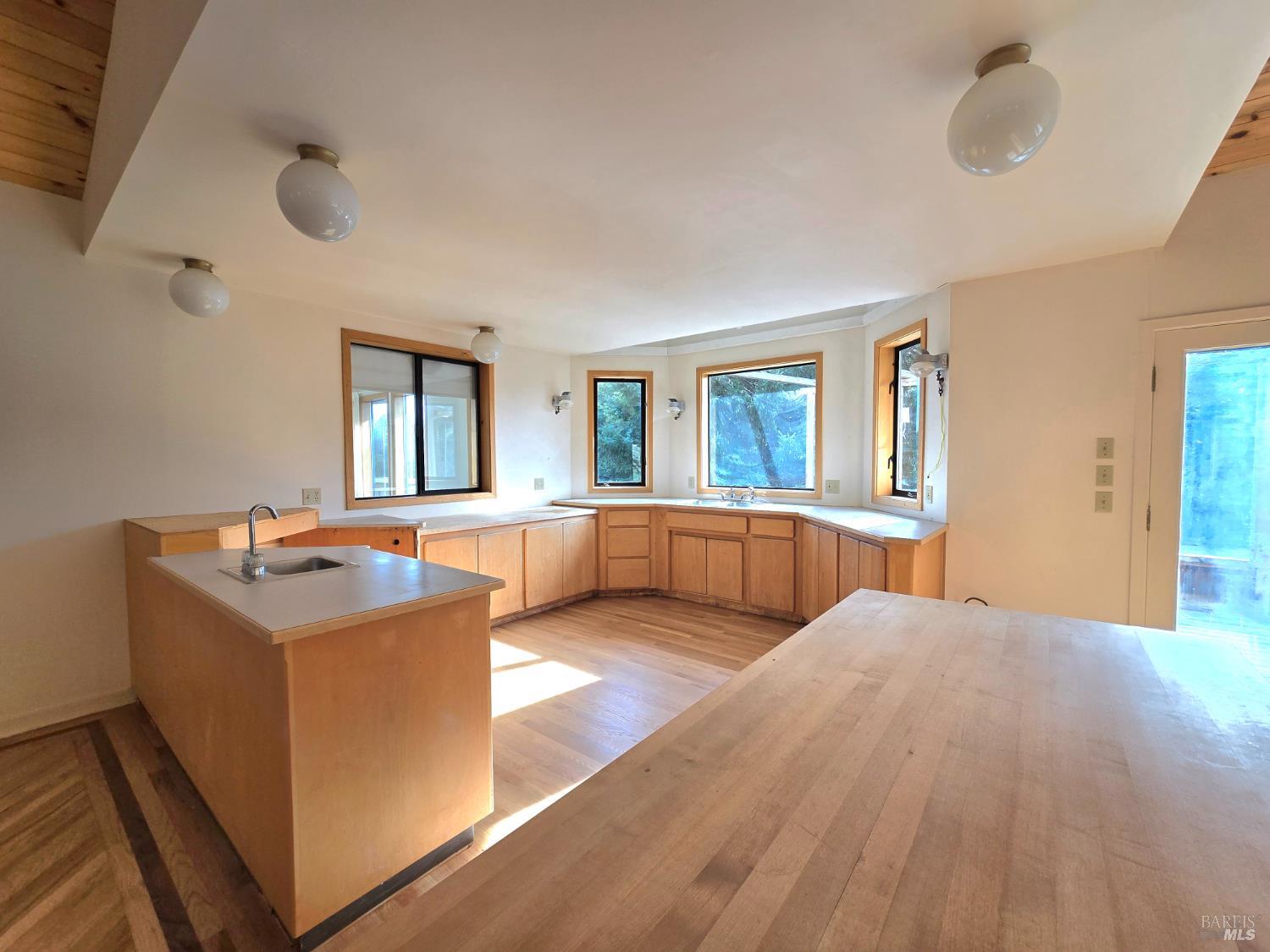 36955 Eureka Stagecoach Road Willits CA 95490
