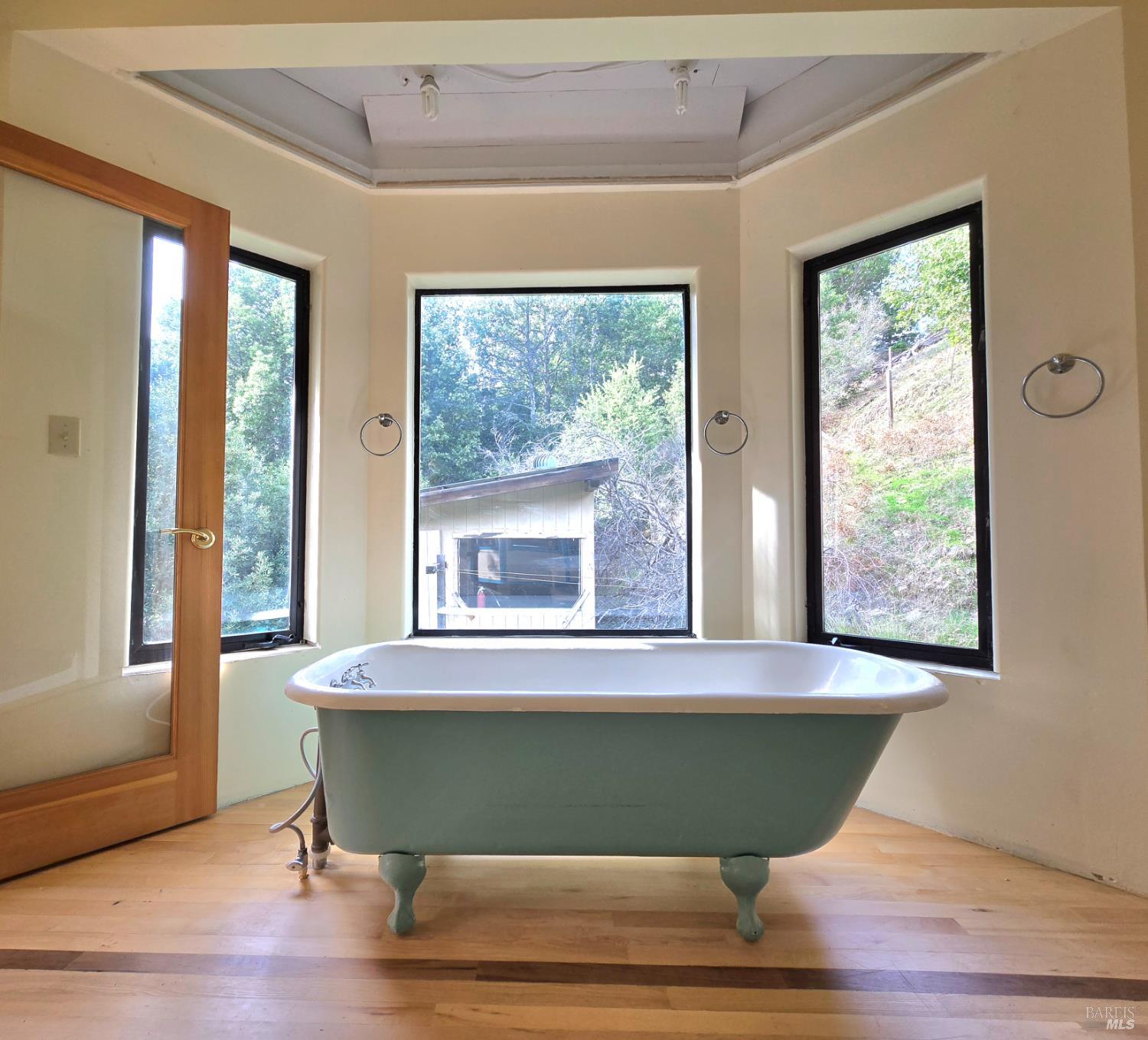 36955 Eureka Stagecoach Road Willits CA 95490