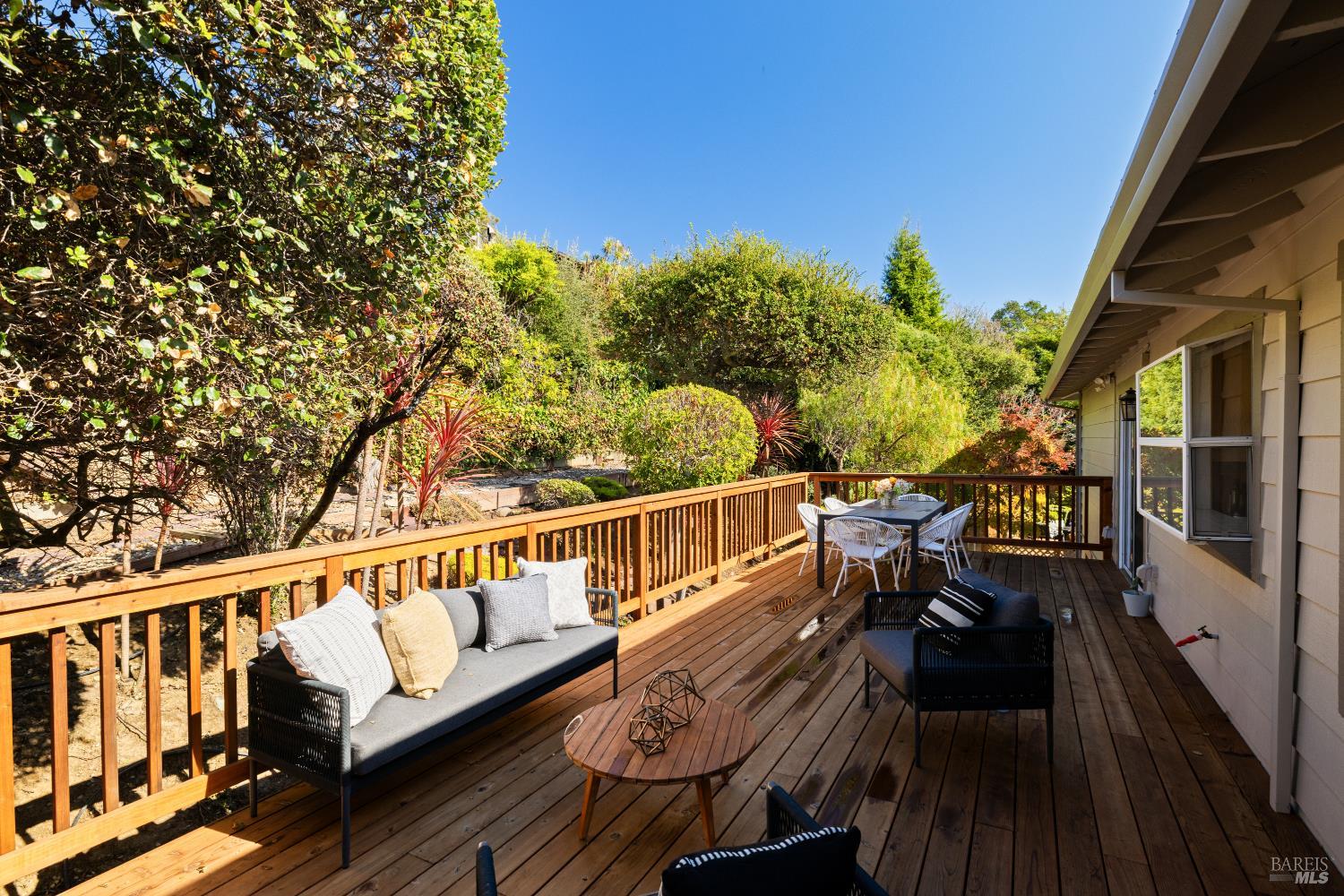 125 Tiburon Boulevard Mill Valley CA 94941