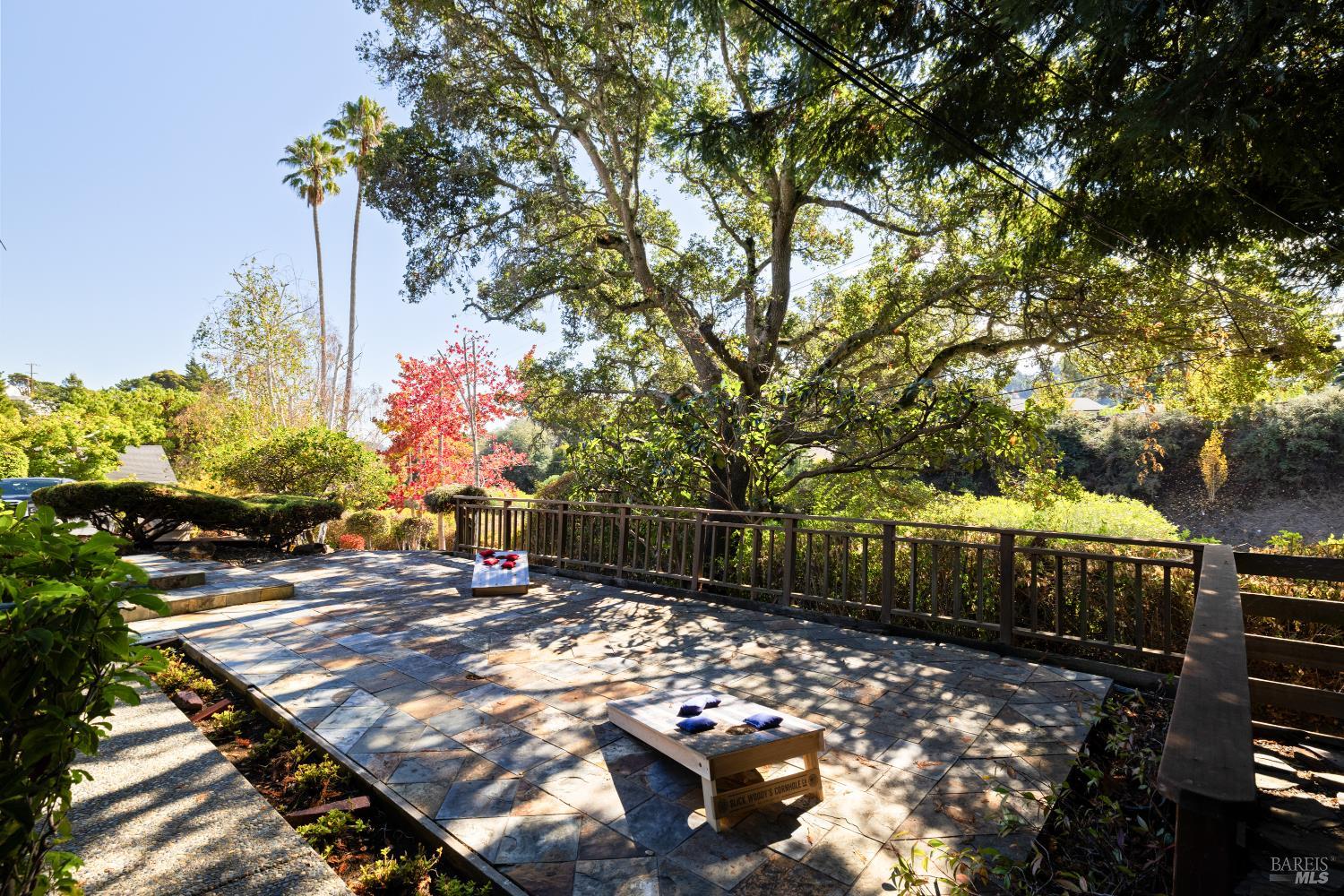 125 Tiburon Boulevard Mill Valley CA 94941