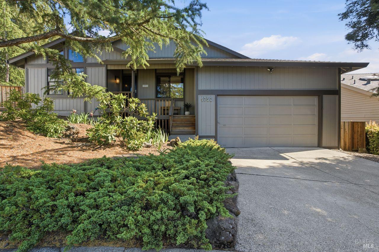 4752 Carissa Avenue Santa Rosa CA 95405