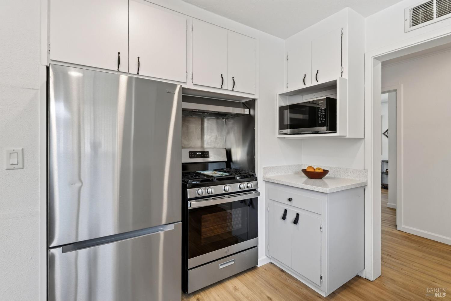 8060 Park Avenue Forestville CA 95436