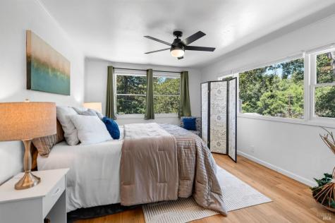 8060 Park Avenue Forestville CA 95436