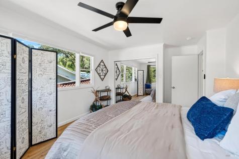 8060 Park Avenue Forestville CA 95436