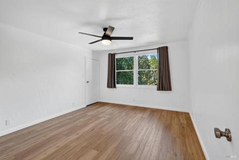 8060 Park Avenue Forestville CA 95436