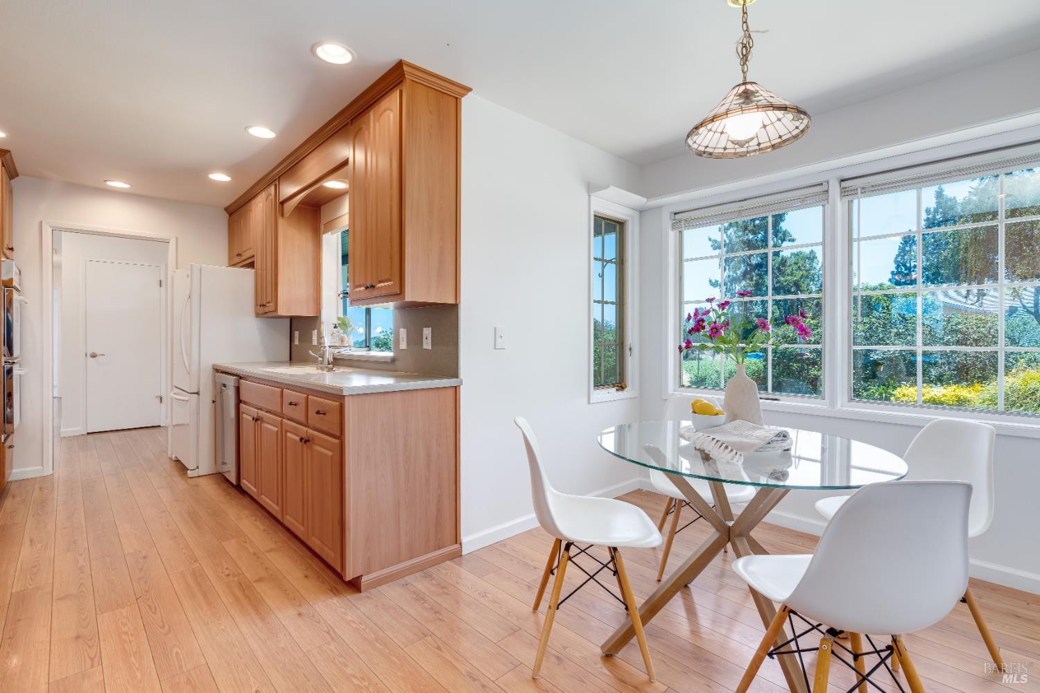 829 Rigsby Lane Sebastopol CA 95472