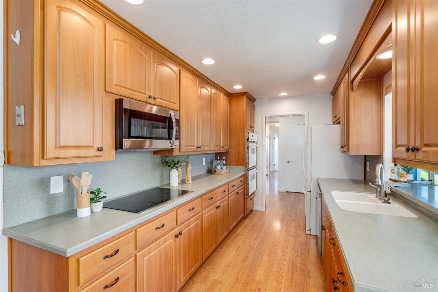 829 Rigsby Lane Sebastopol CA 95472