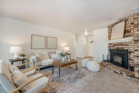 829 Rigsby Lane Sebastopol CA 95472