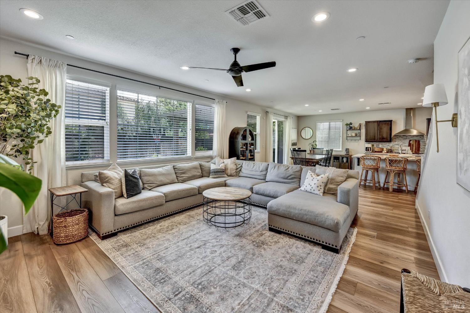 575 W Cherry Street Dixon CA 95620
