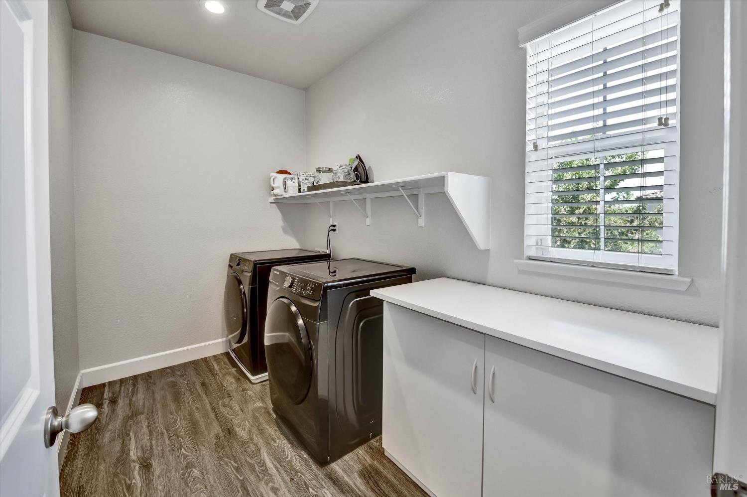 575 W Cherry Street Dixon CA 95620