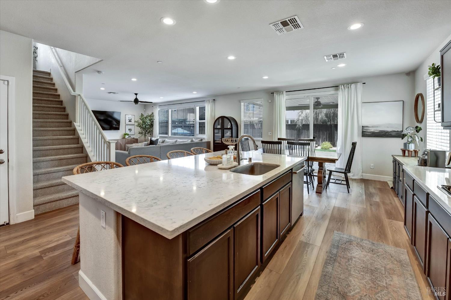 575 W Cherry Street Dixon CA 95620