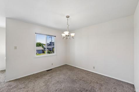 1205 Schuman Lane Petaluma CA 94952