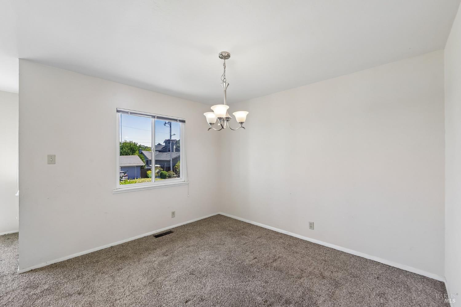 1205 Schuman Lane Petaluma CA 94952