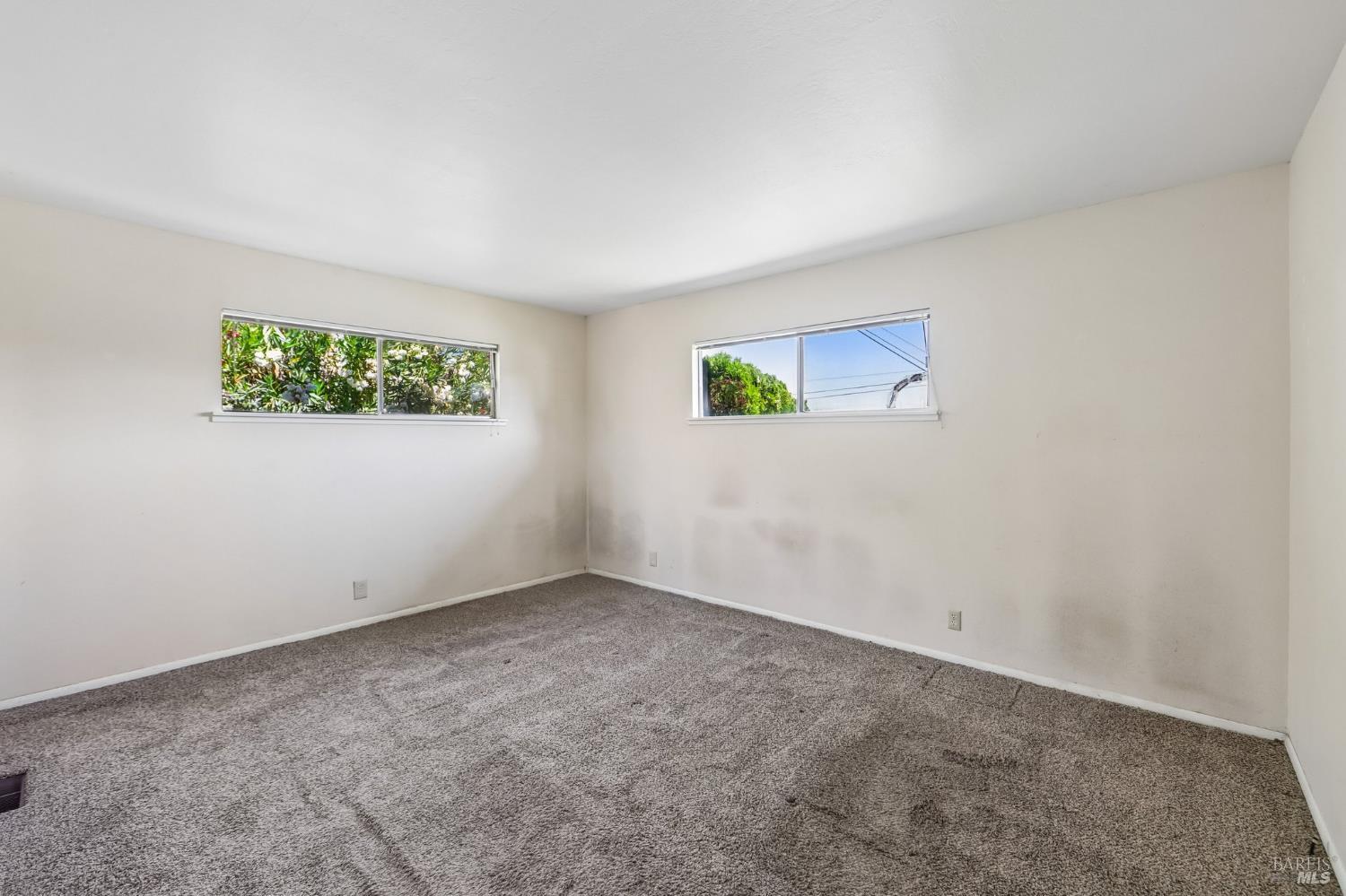1205 Schuman Lane Petaluma CA 94952