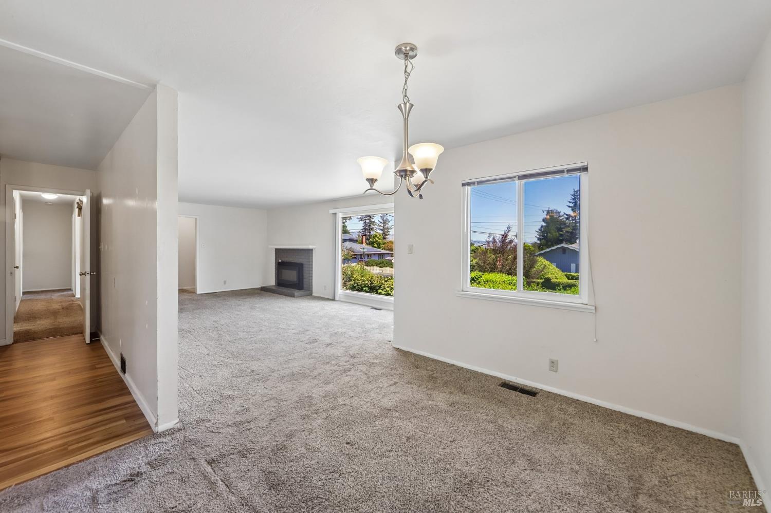 1205 Schuman Lane Petaluma CA 94952