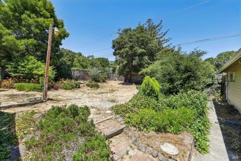 1205 Schuman Lane Petaluma CA 94952