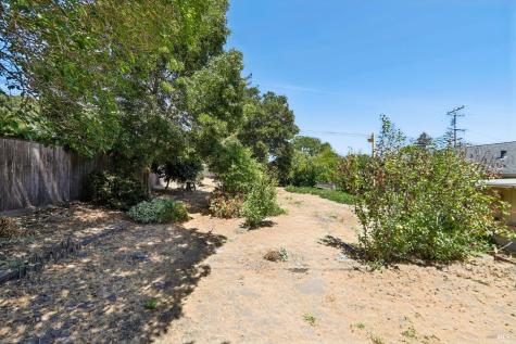 1205 Schuman Lane Petaluma CA 94952