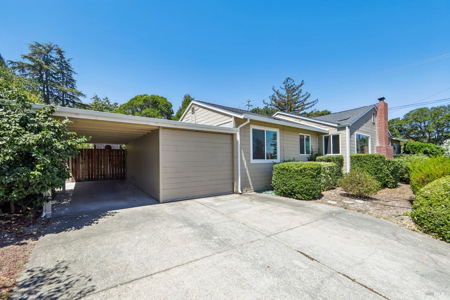 1205 Schuman Lane Petaluma CA 94952