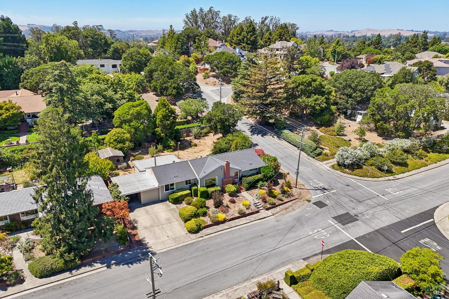 1205 Schuman Lane Petaluma CA 94952