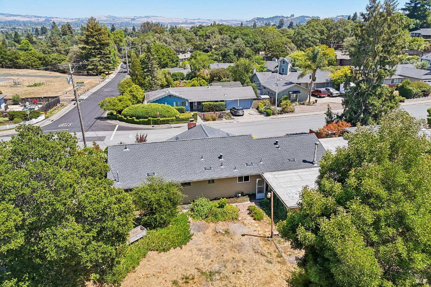 1205 Schuman Lane Petaluma CA 94952