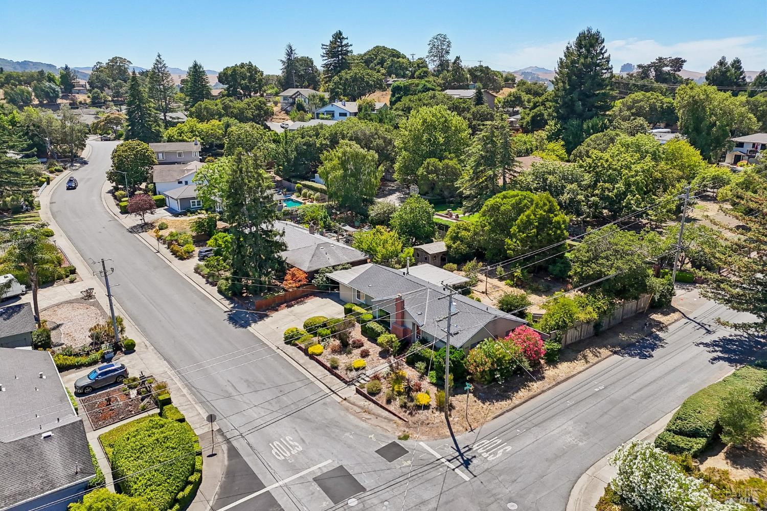1205 Schuman Lane Petaluma CA 94952