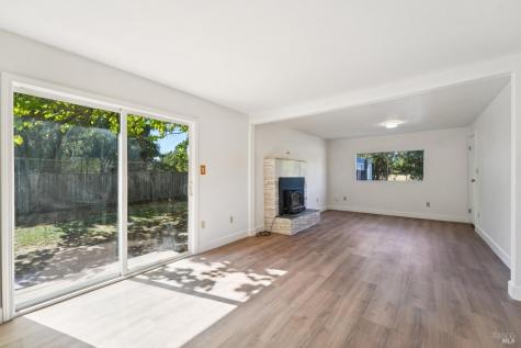 1715 Ridley Avenue Santa Rosa CA 95403