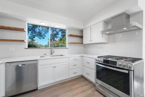 1715 Ridley Avenue Santa Rosa CA 95403