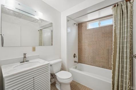 1715 Ridley Avenue Santa Rosa CA 95403