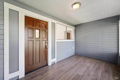 1715 Ridley Avenue Santa Rosa CA 95403