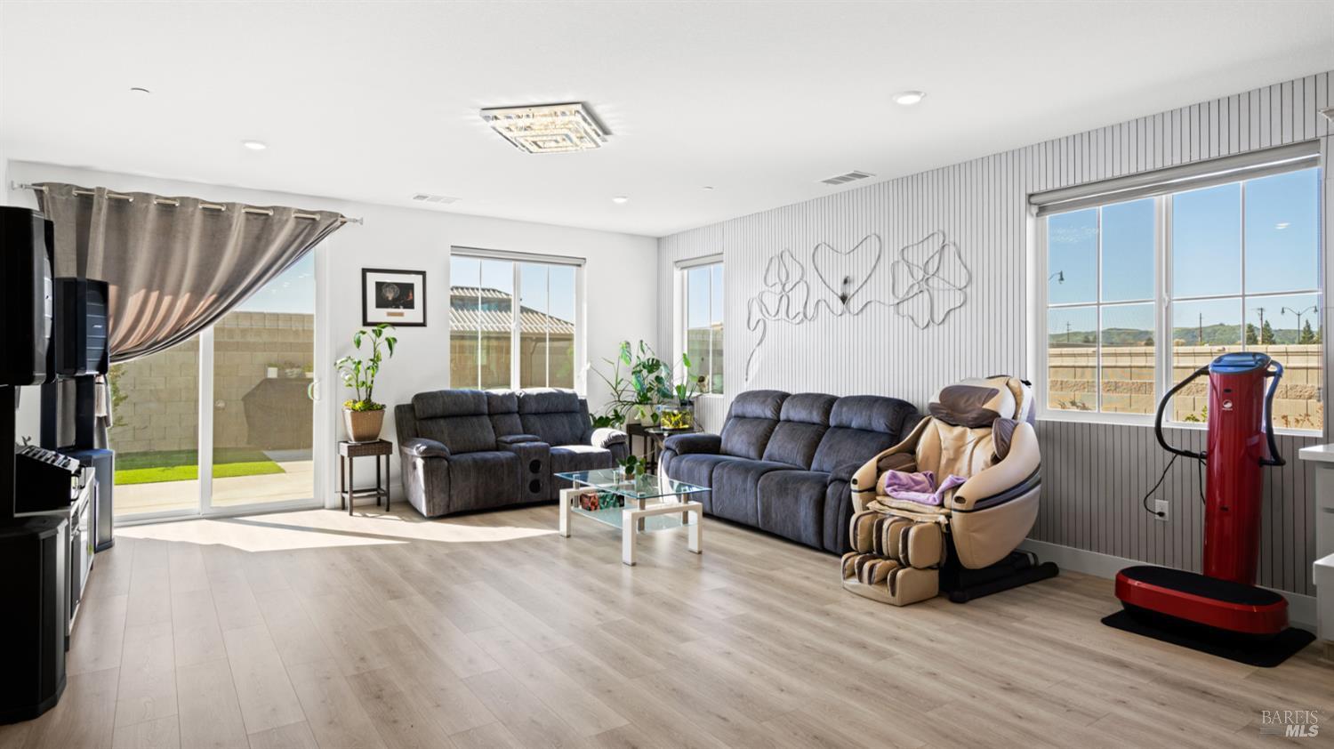 450 Baler Circle Vacaville CA 95687