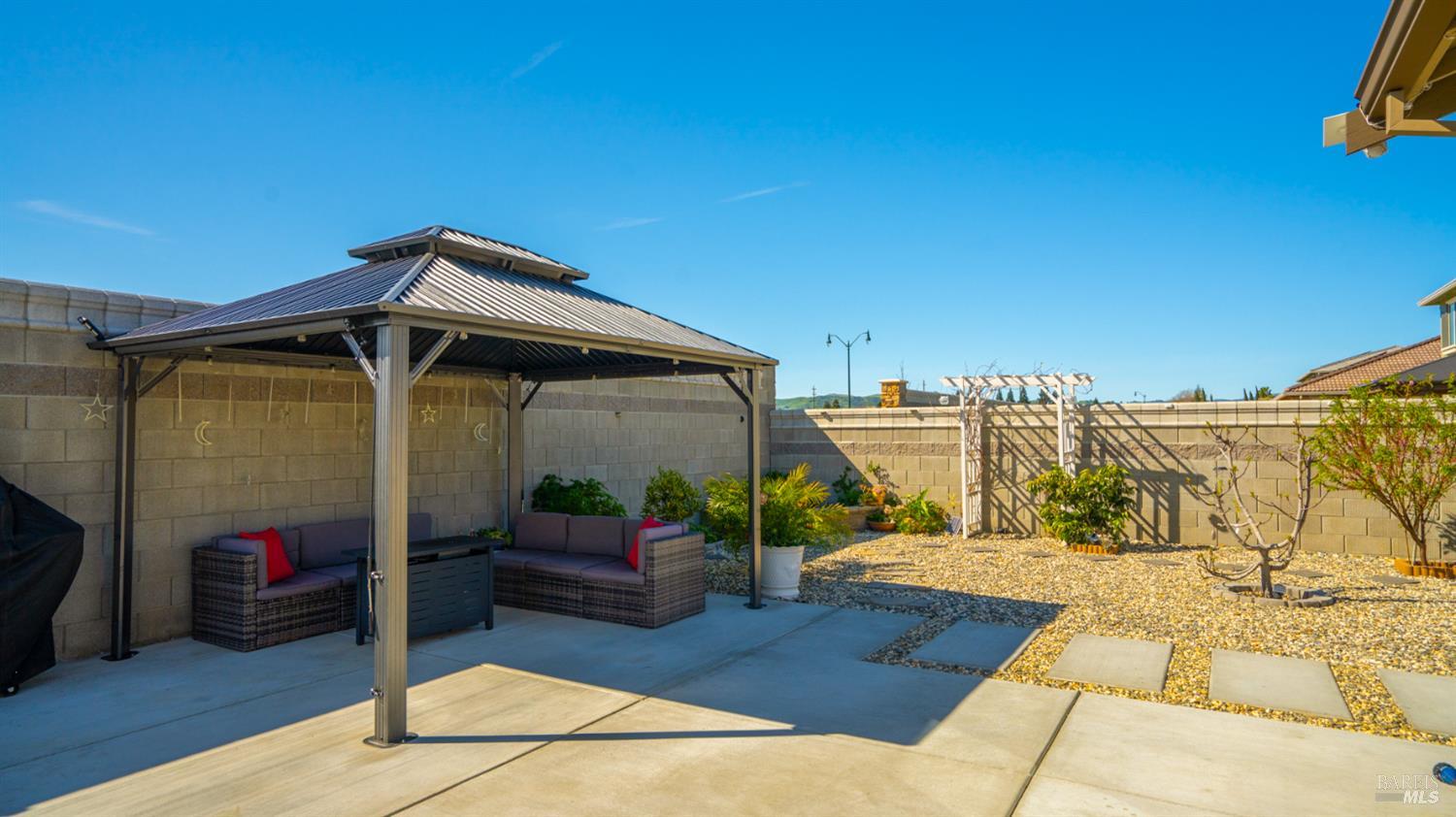 450 Baler Circle Vacaville CA 95687