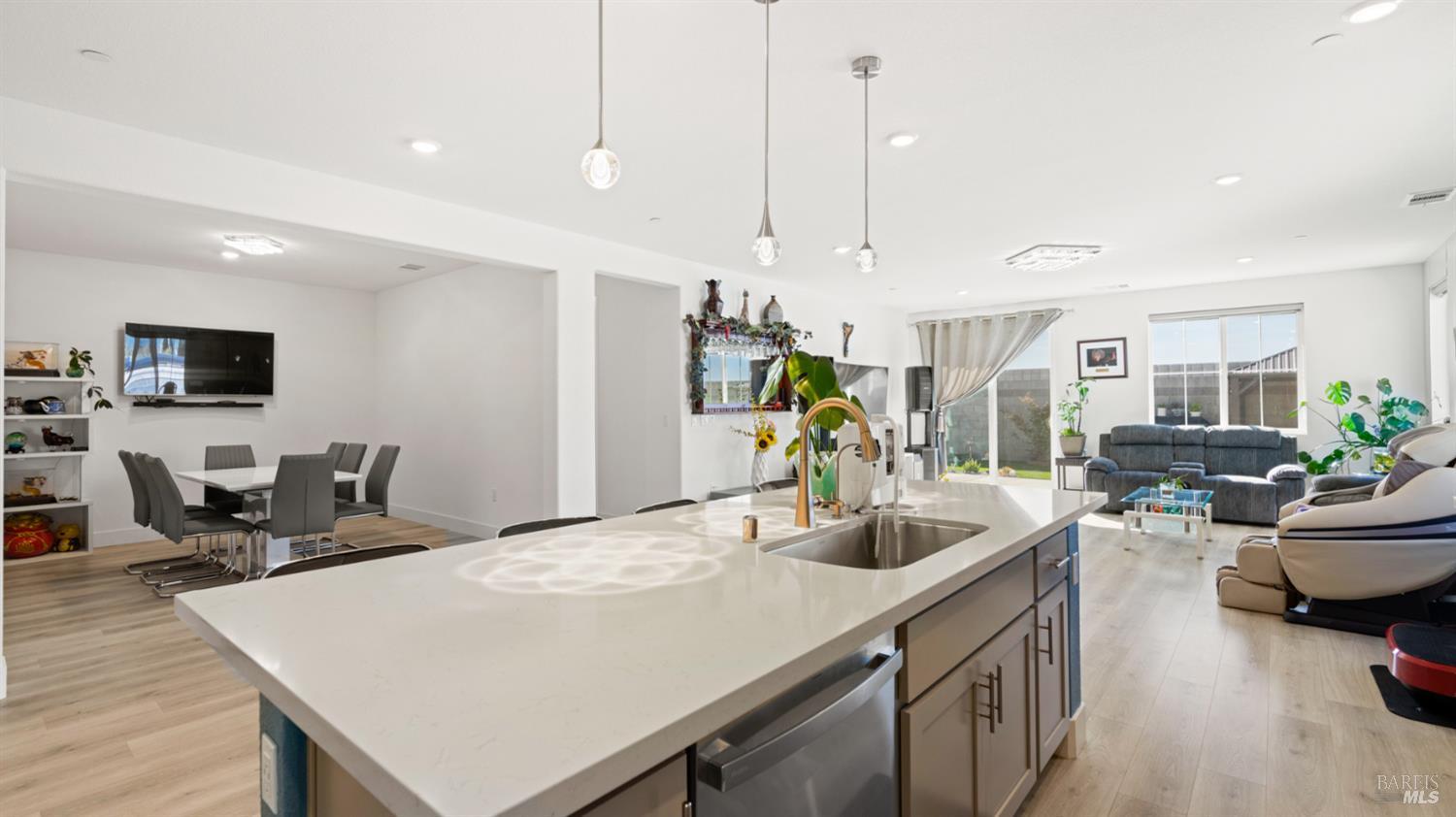 450 Baler Circle Vacaville CA 95687