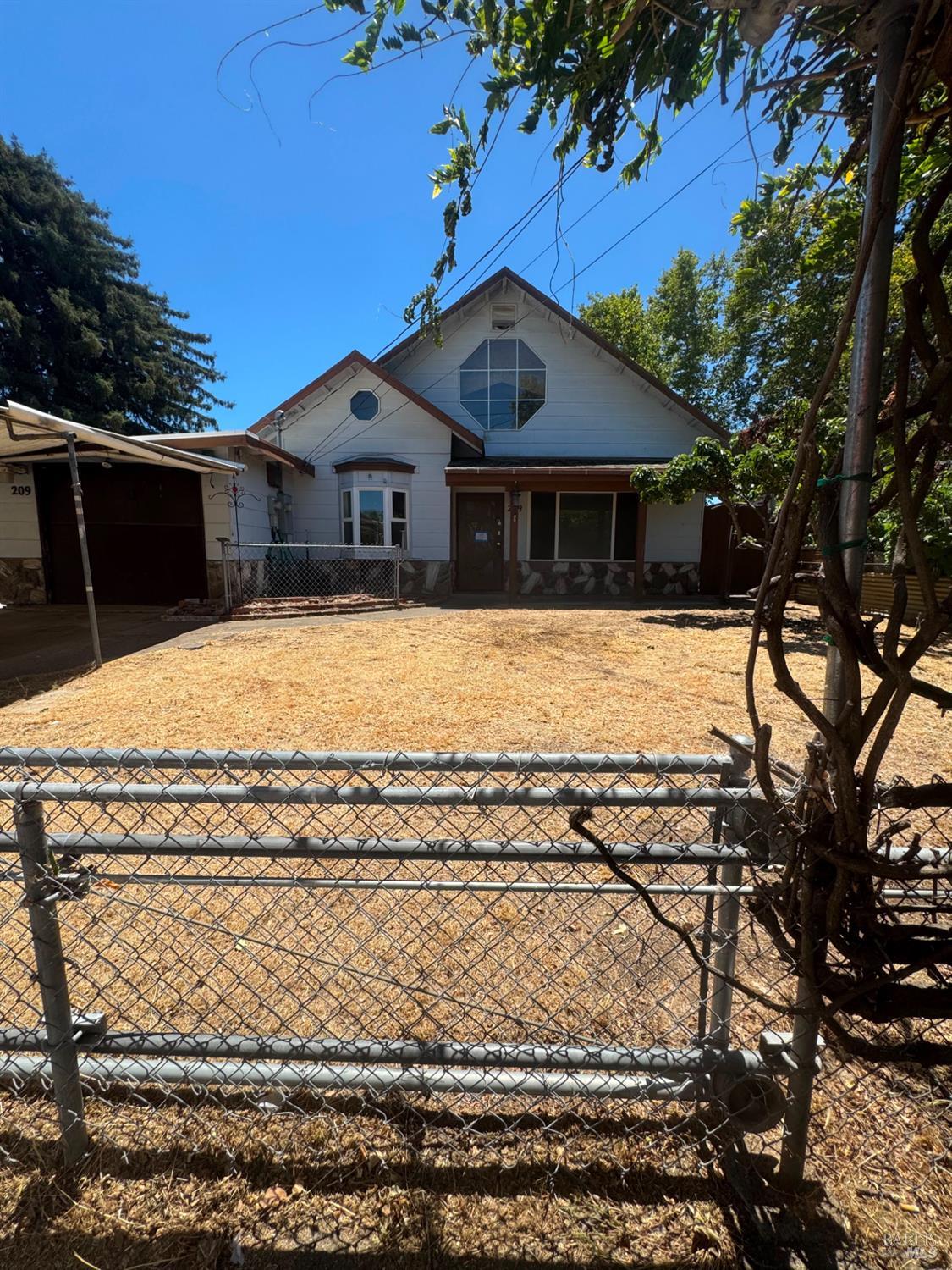 209 Irvington Drive Ukiah CA 95482