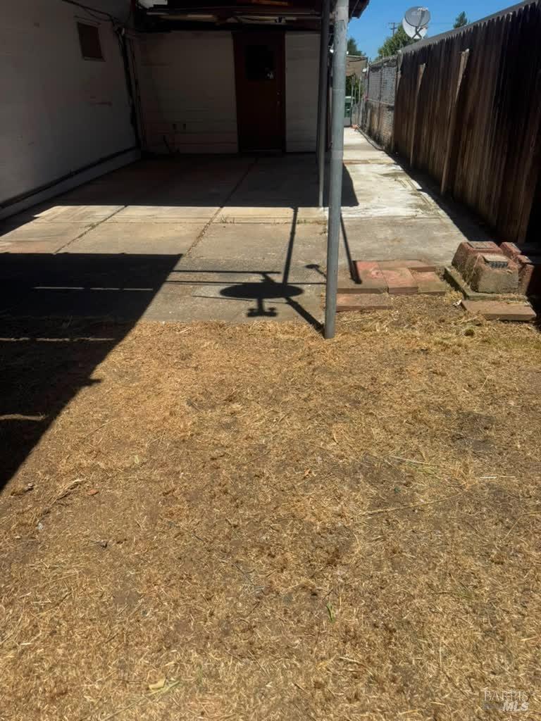 209 Irvington Drive Ukiah CA 95482